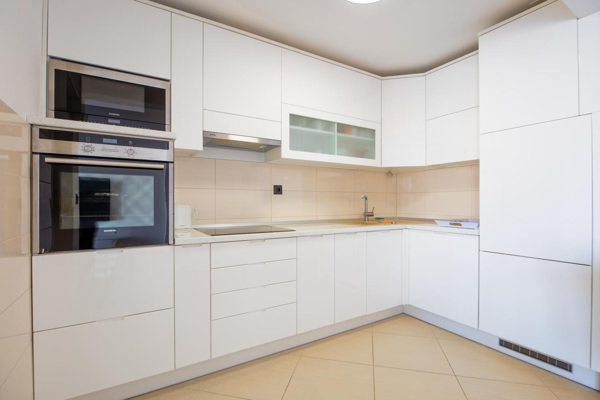 Apartment Sunny Jakovina 1 *